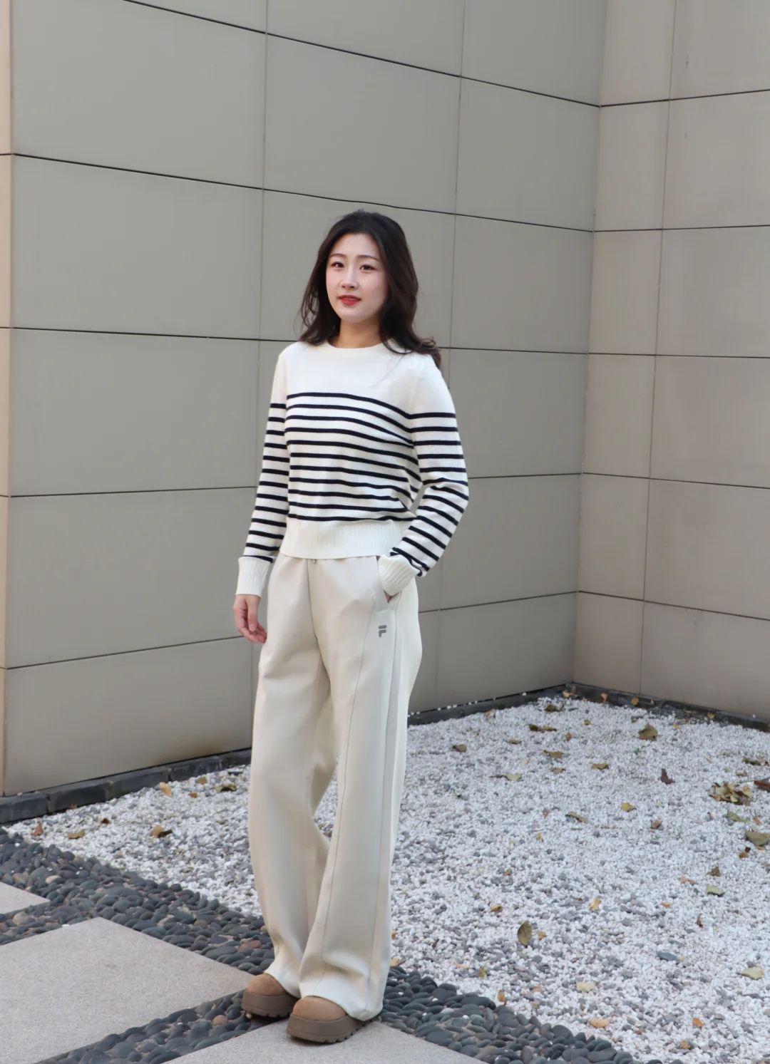 这条FILA裤简直是‘懒人福音’