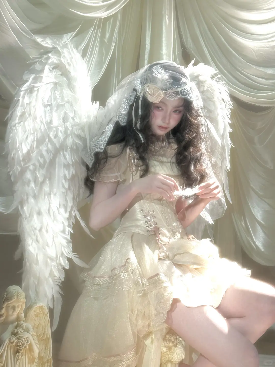 “我本是神，却爱上凡人”