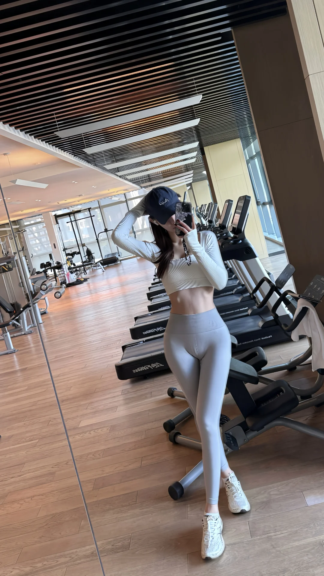 175女生健身日常