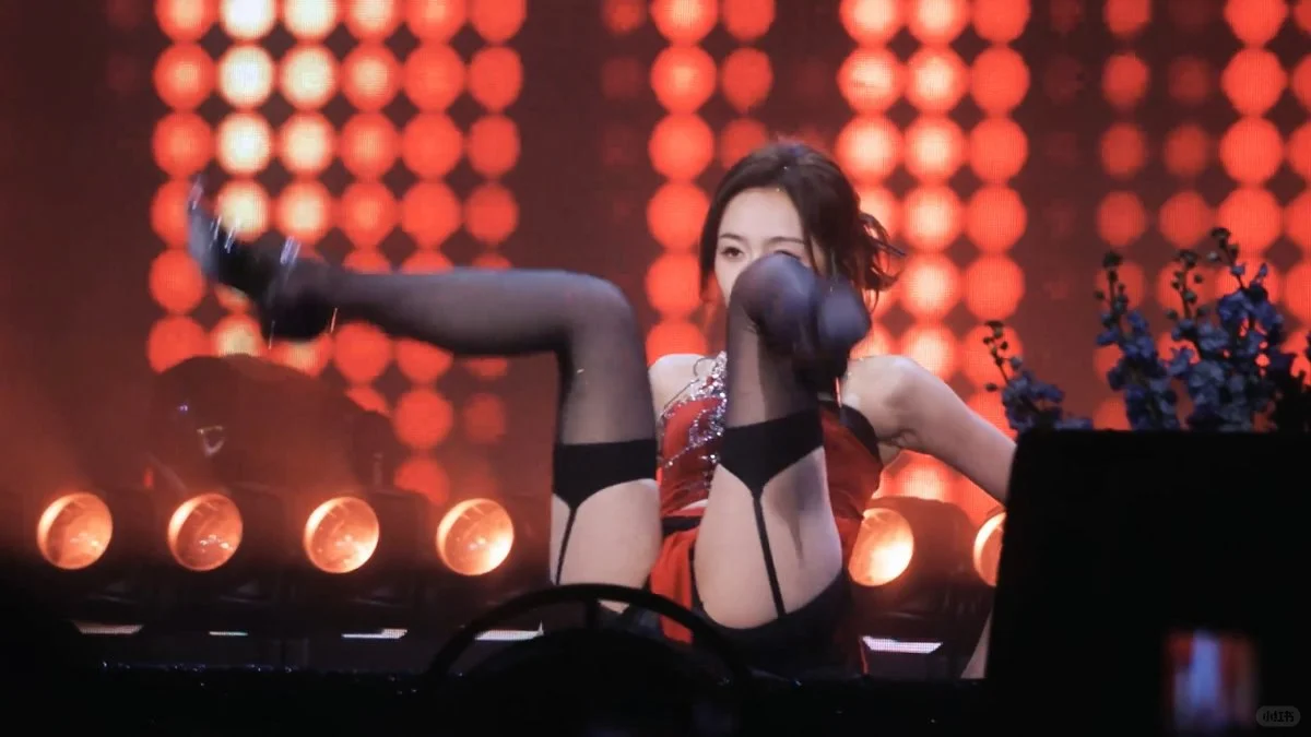 吴宣仪。还是很懂男人