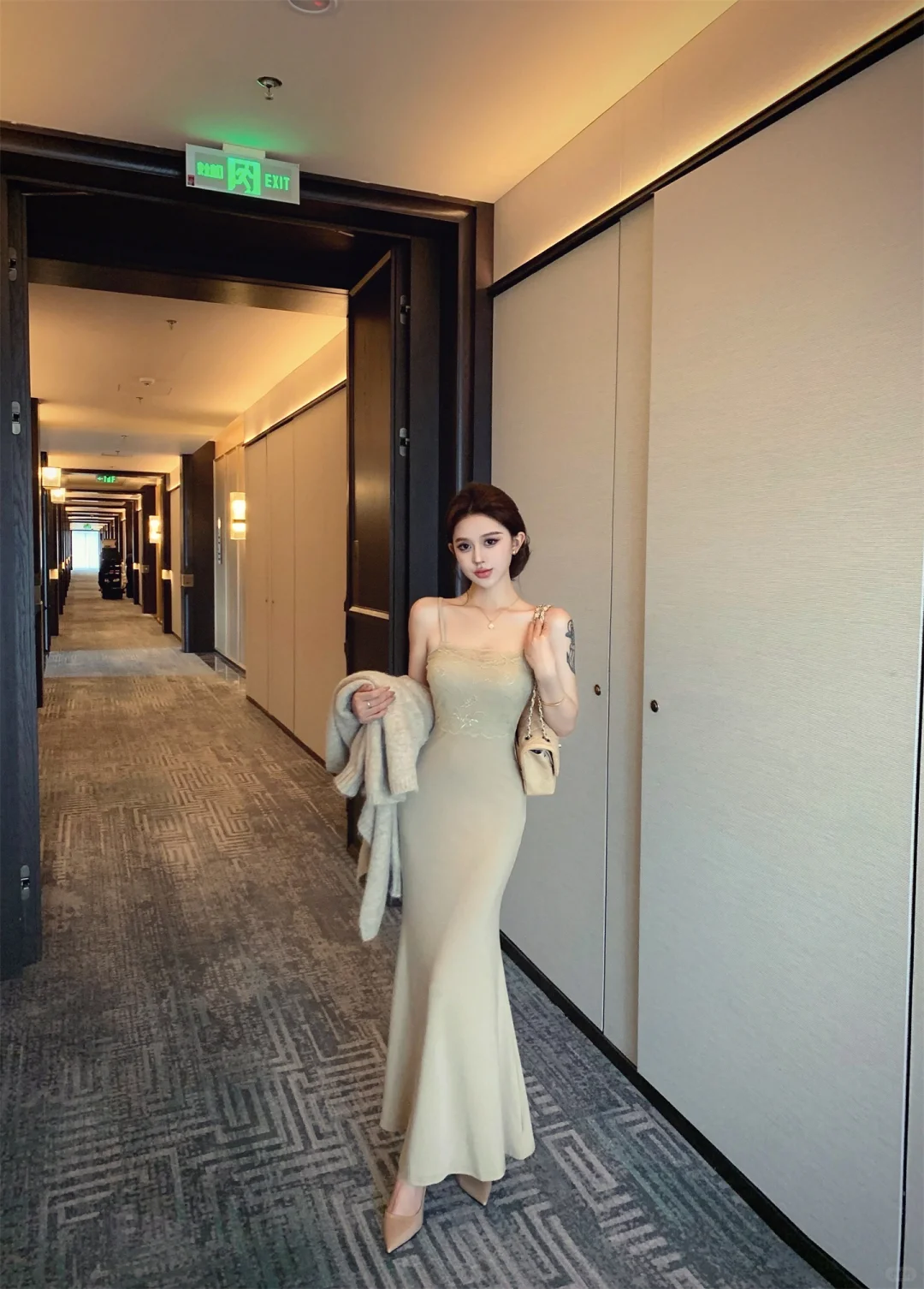 气质女人 端庄大体