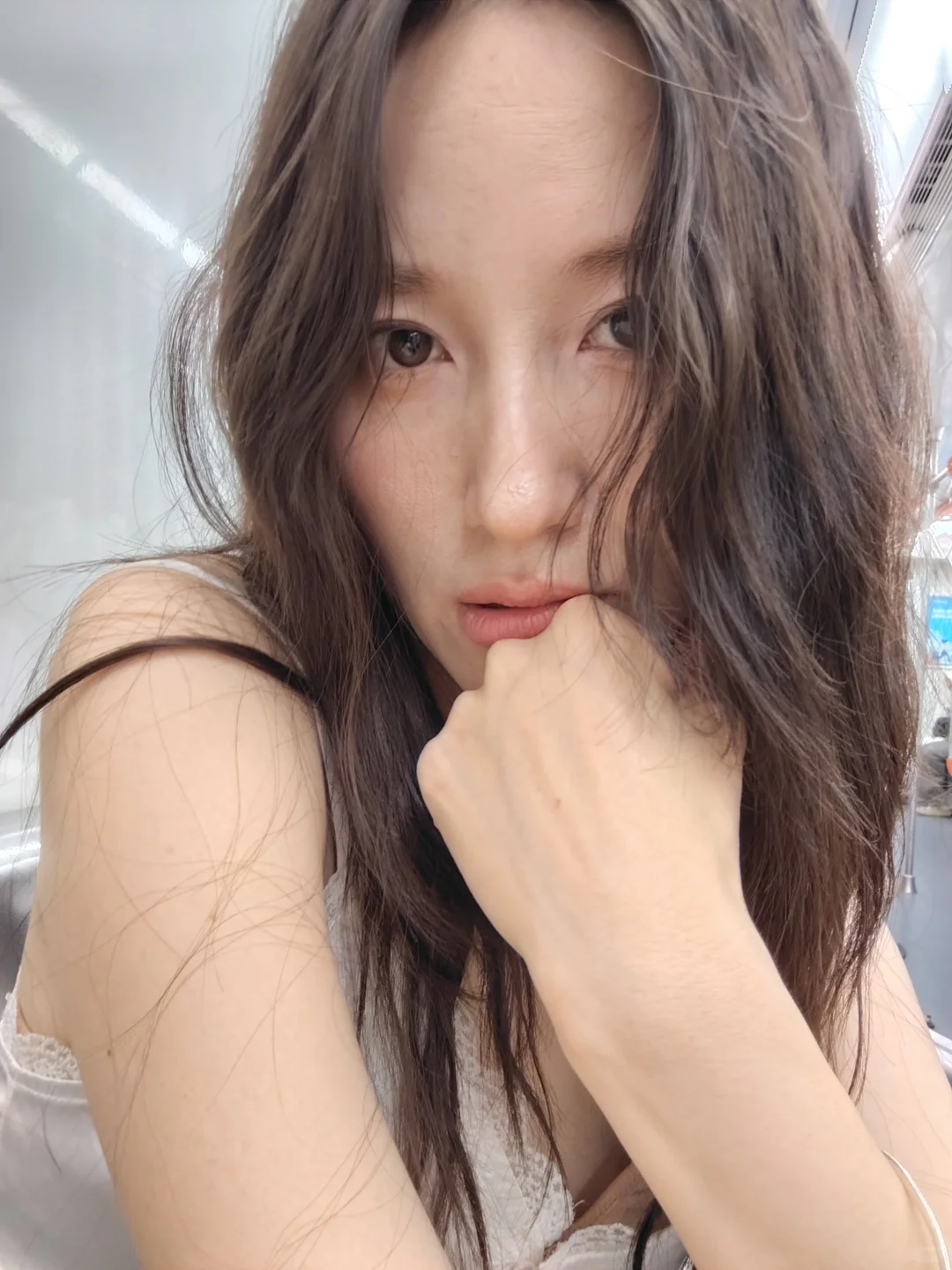 爱无美颜无滤镜的女丫