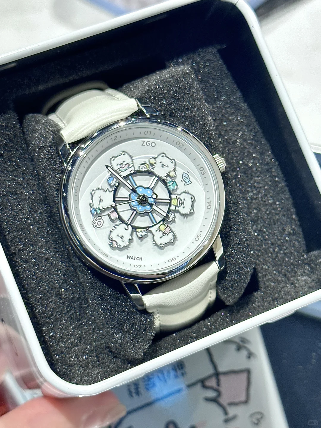 是可可爱爱会旋转的线条小猫🐱⌚️