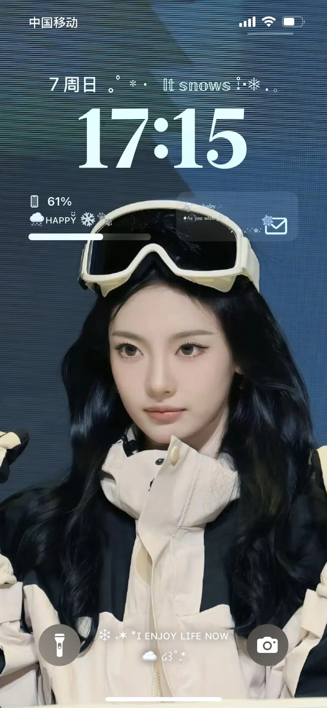 这八张壁纸太美啦，换上简直不想解锁手机