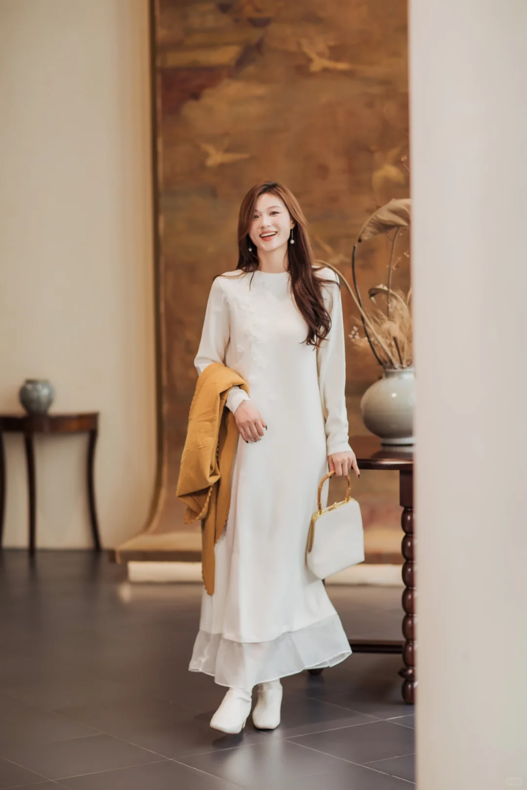 在秋冬的温柔包裹下，女人味十足～🍂