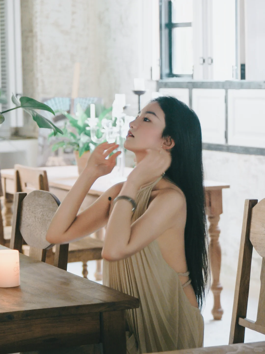 古希腊掌管神灯的她