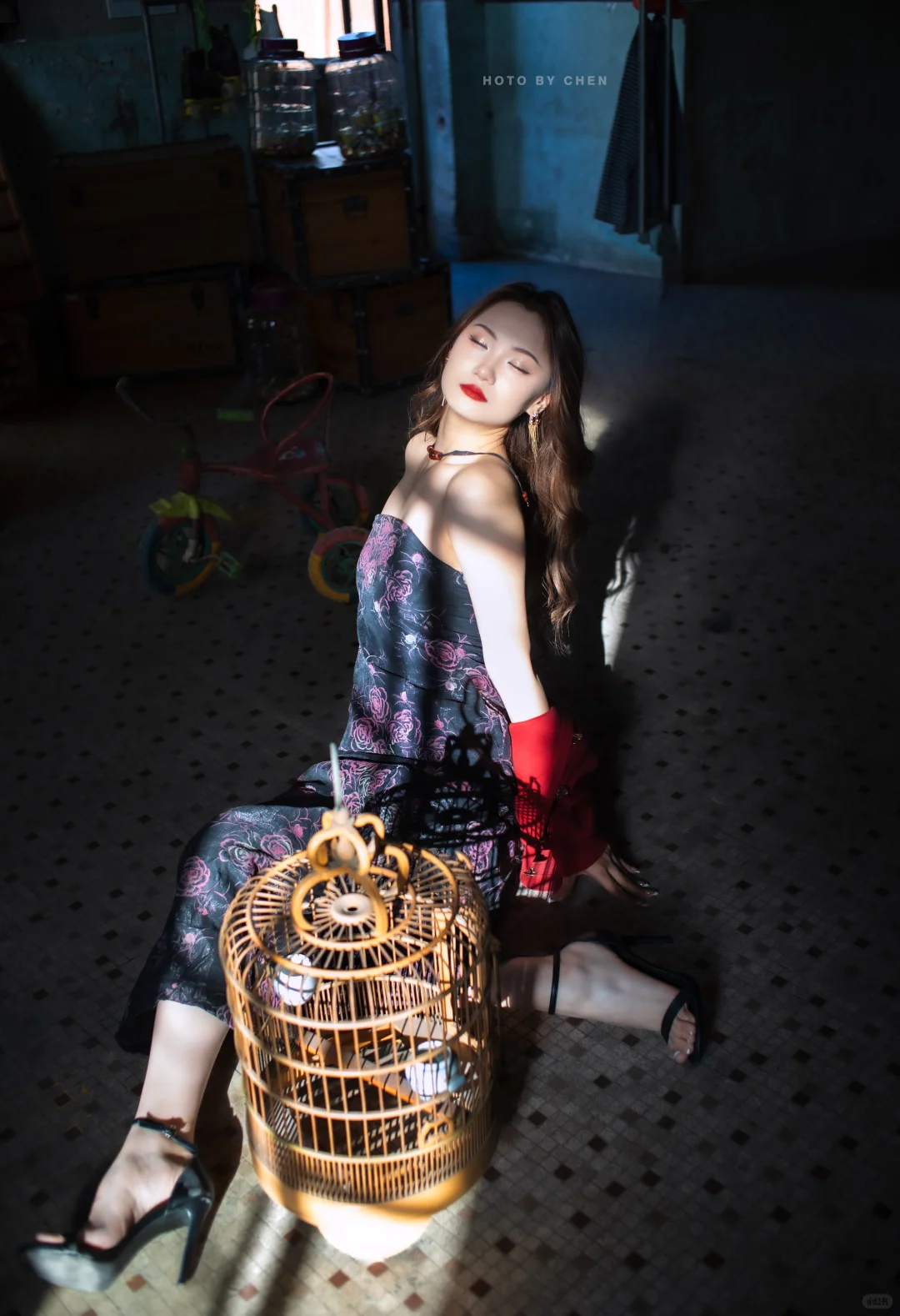 把风情万种拍出来，每帧皆情，满是风华