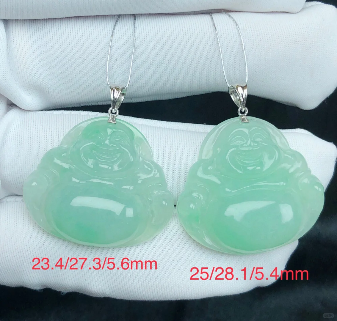 18K金天然翡翠护身佛 翡翠佛公