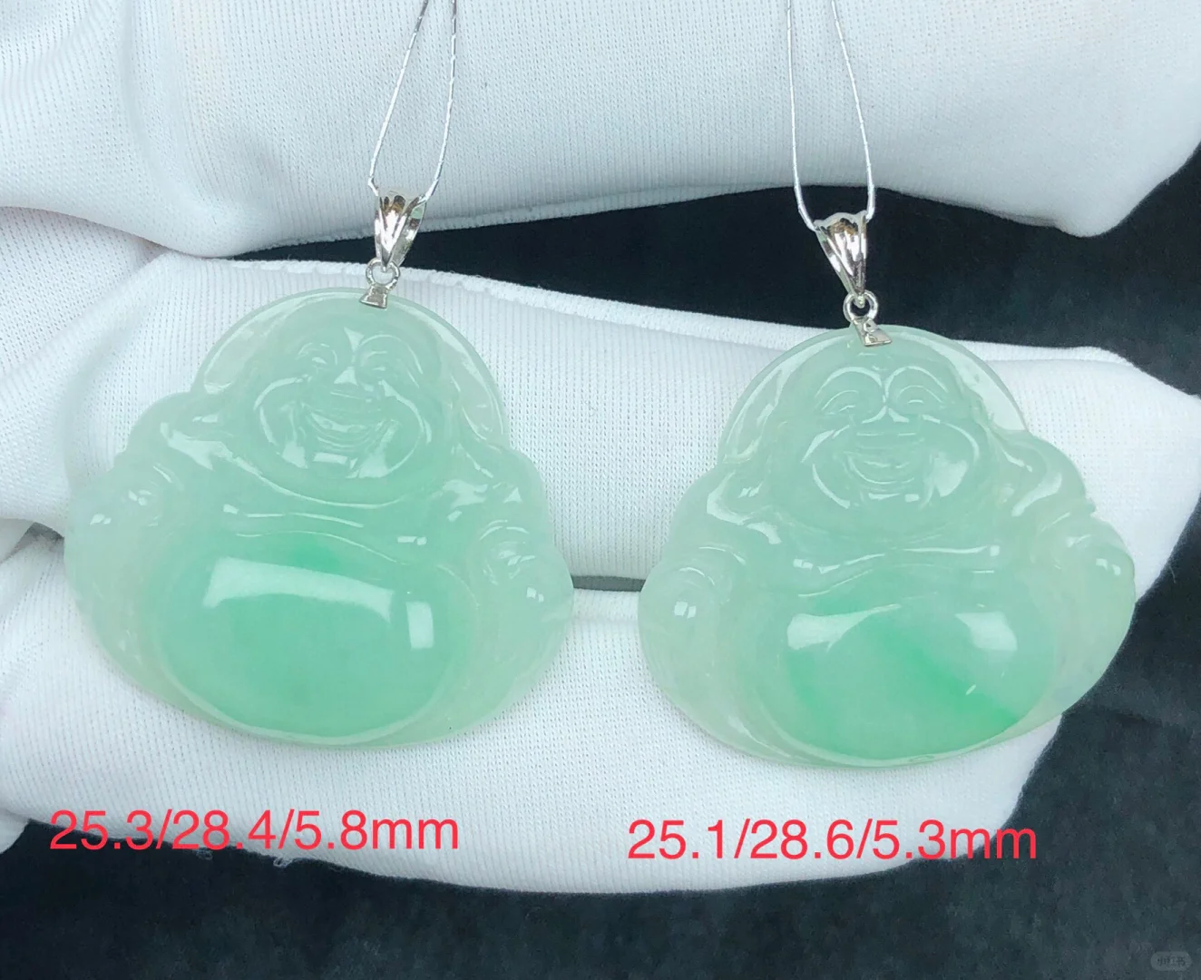 18K金天然翡翠护身佛 翡翠佛公