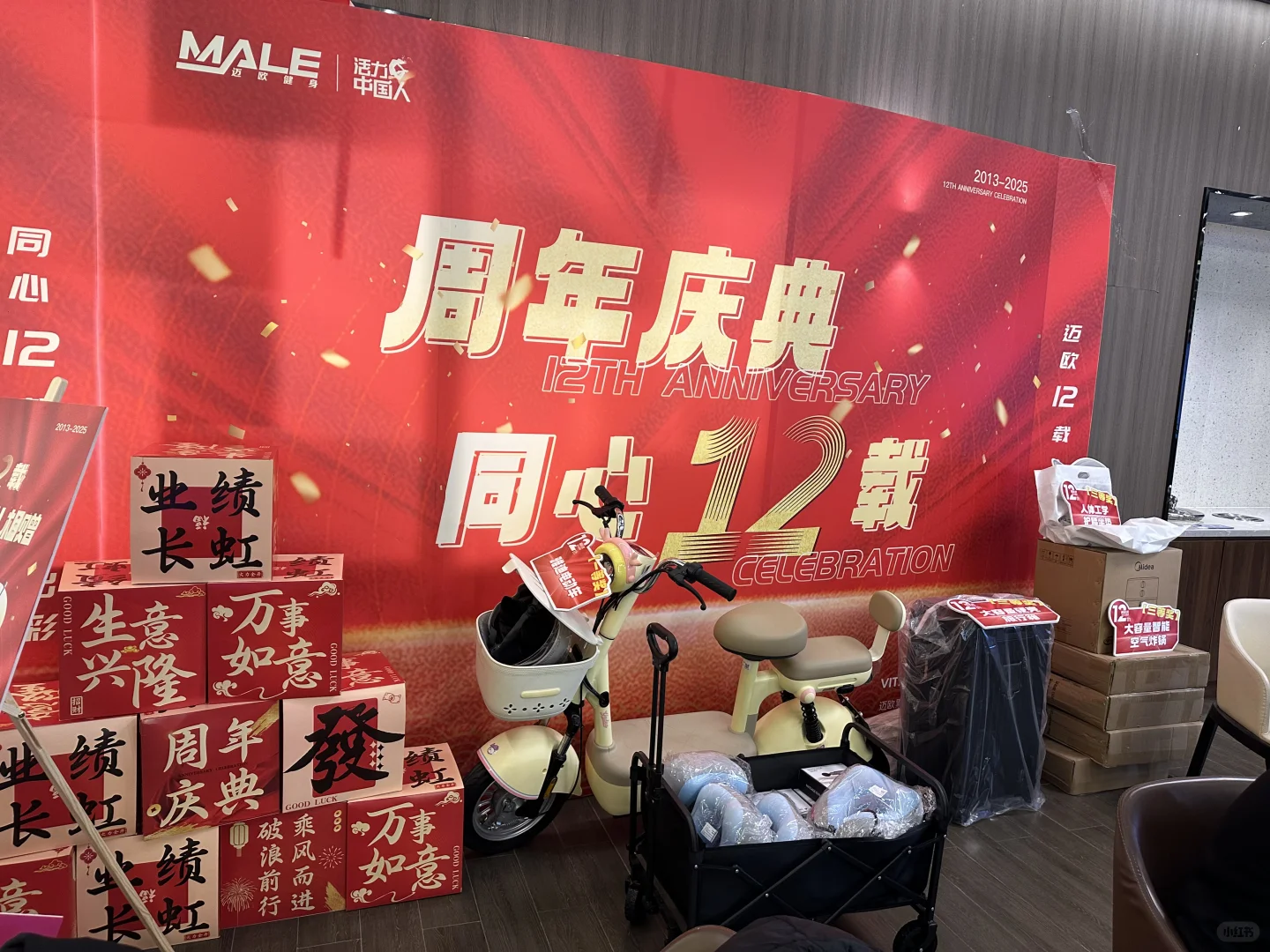 武汉学游泳、游泳女教练、关山大道附近