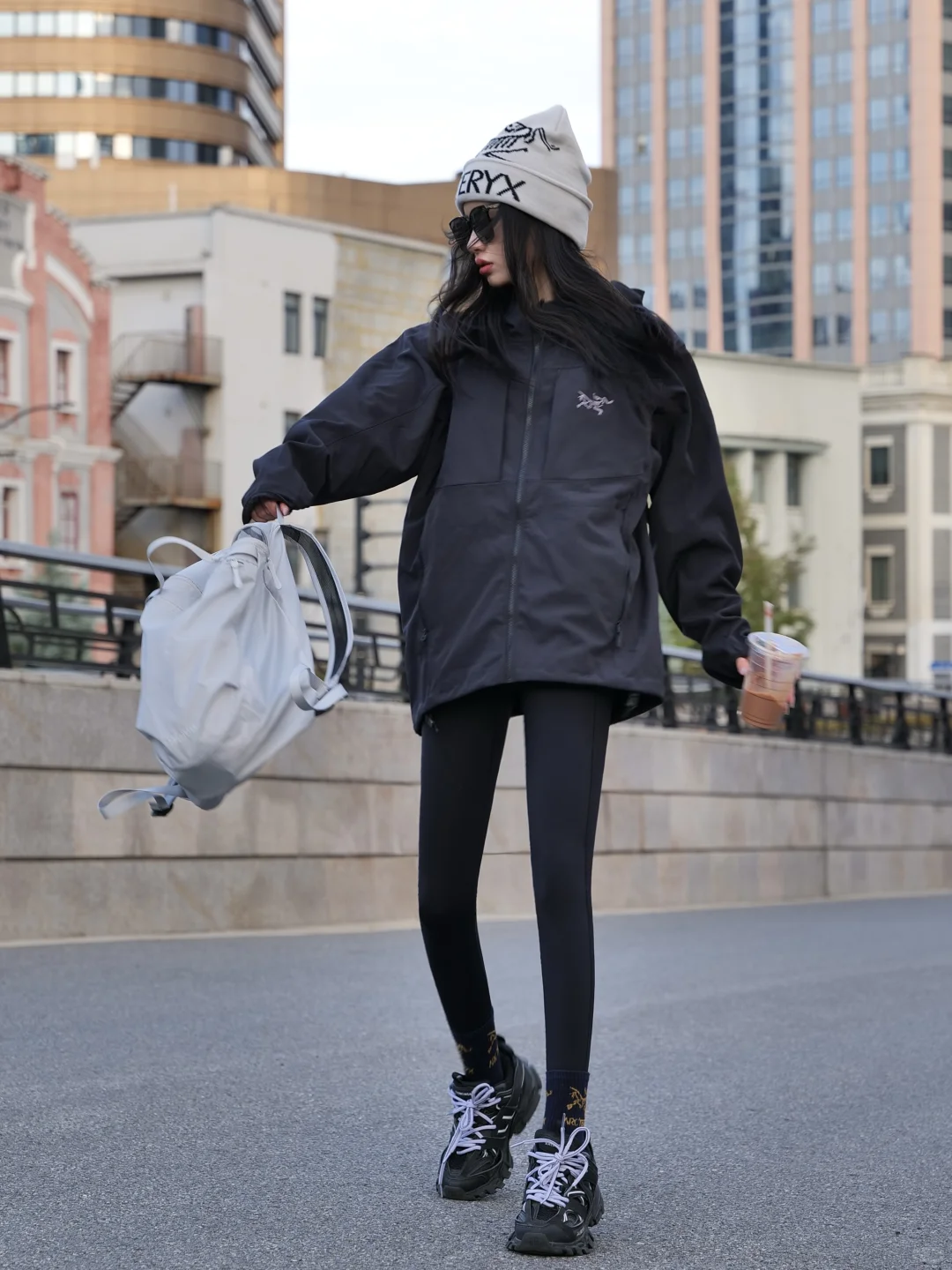 中年少女有三宝：始祖鸟、lululemon、出门旅游