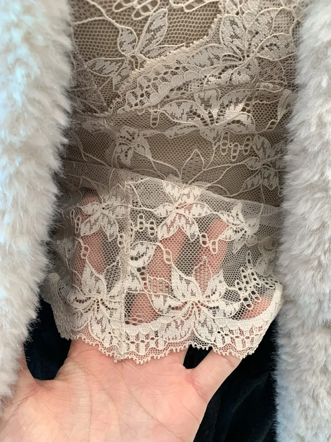 秋冬内搭就选蕾丝吊带!美丽省心