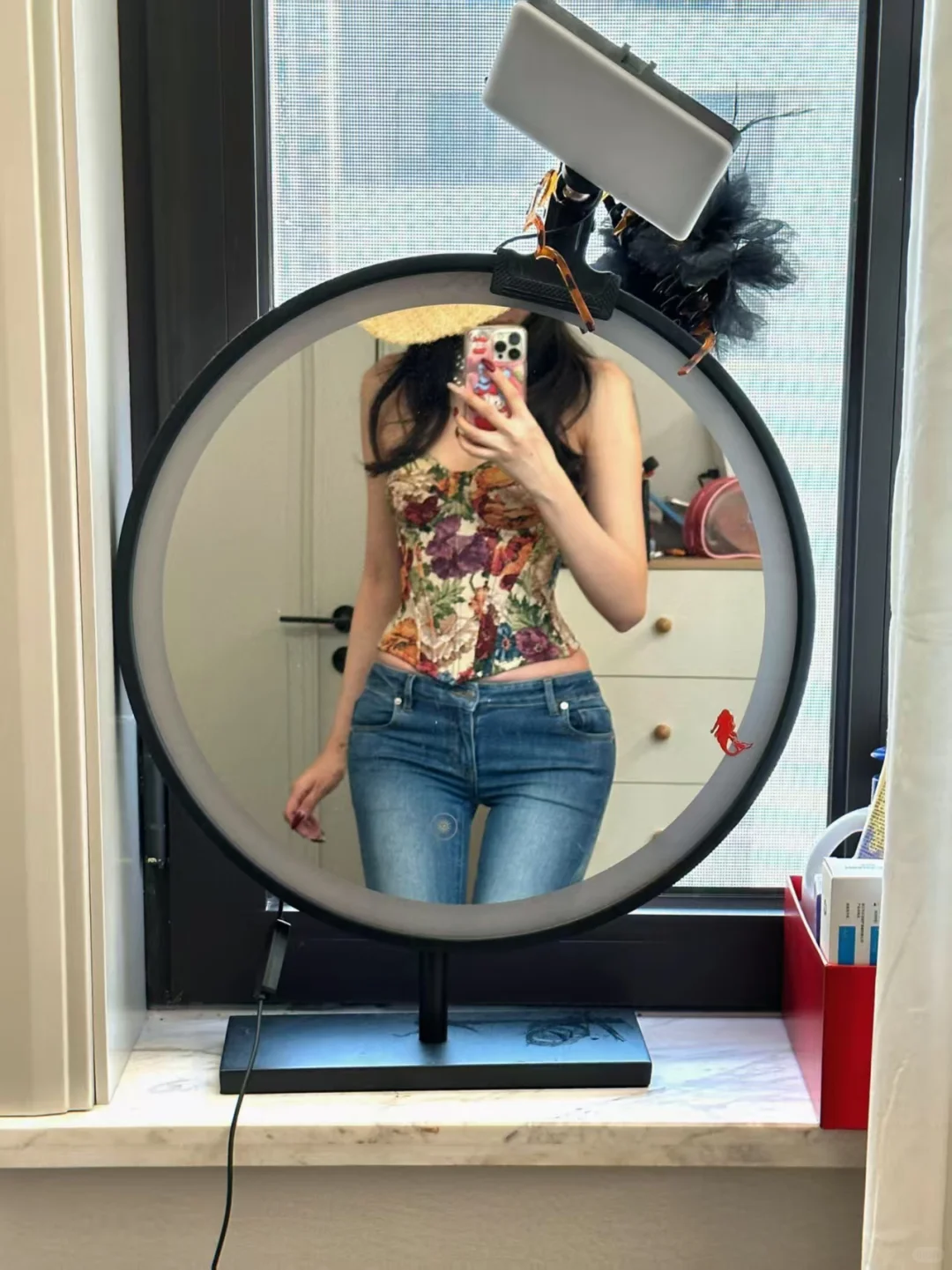 鱼骨胸衣的天花板！