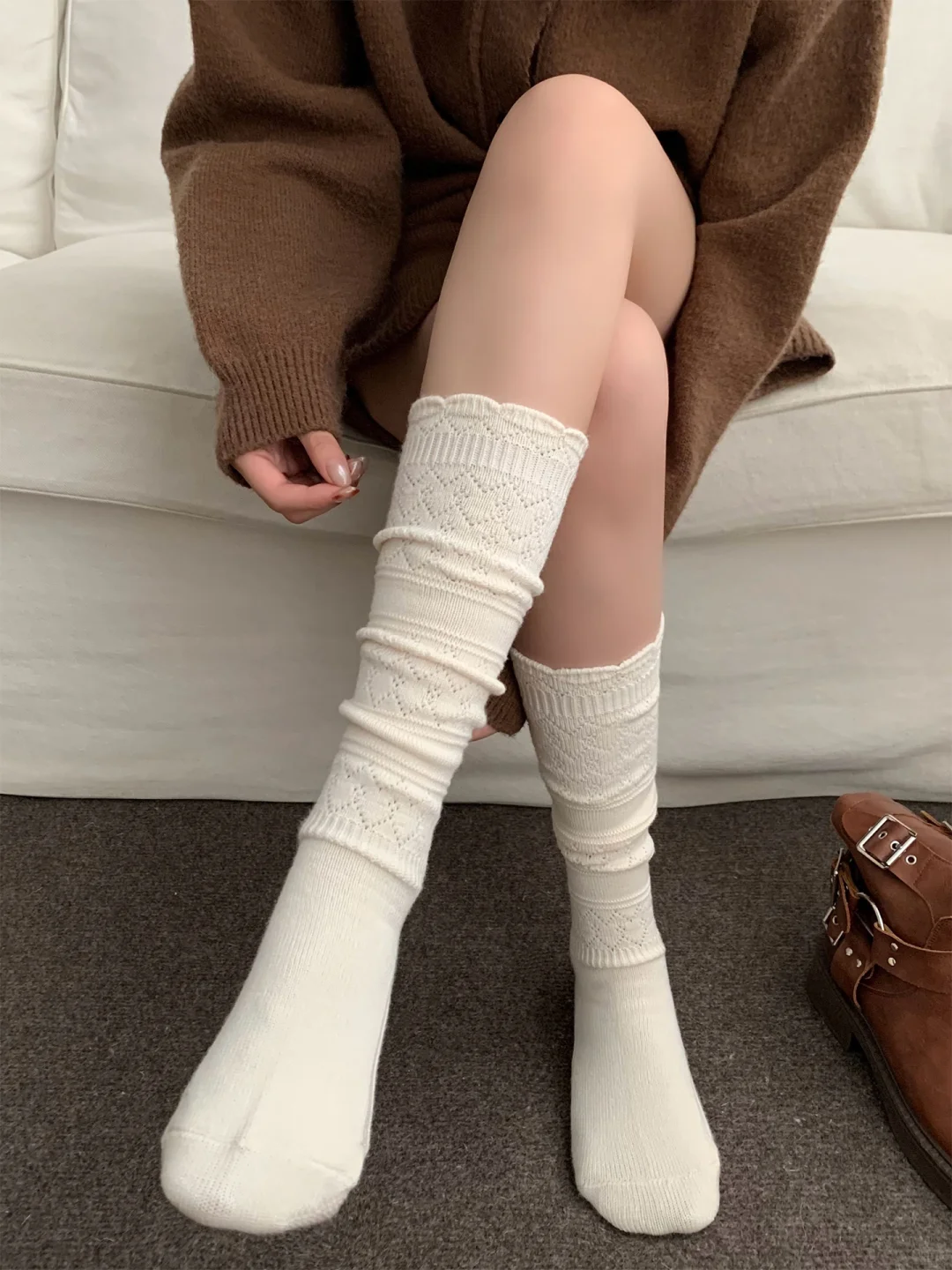 我宣布靴子搭配过膝袜就是最好看的！