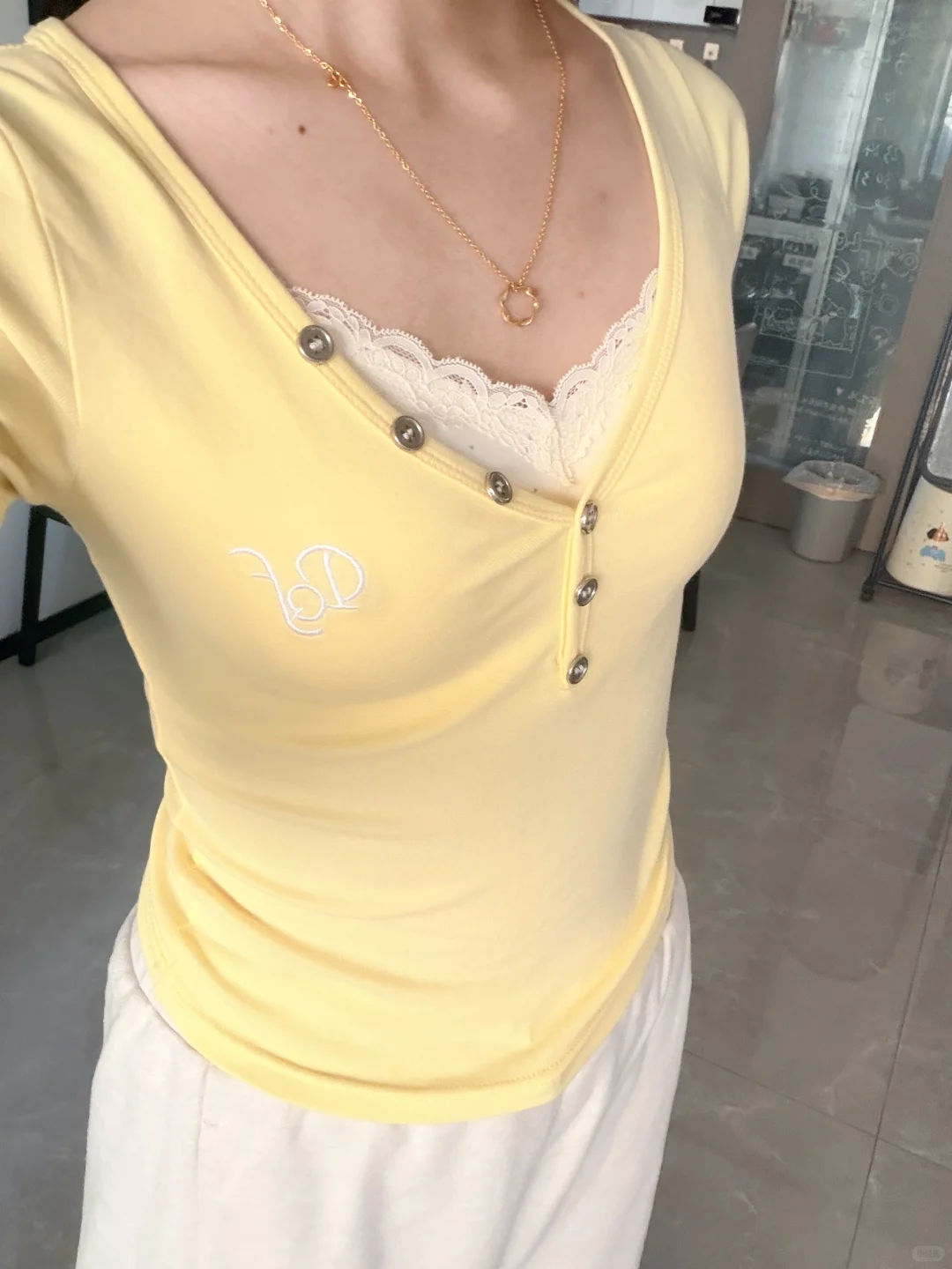 老婆们！都去买蕾丝边内衣（做点缀给穿搭加分