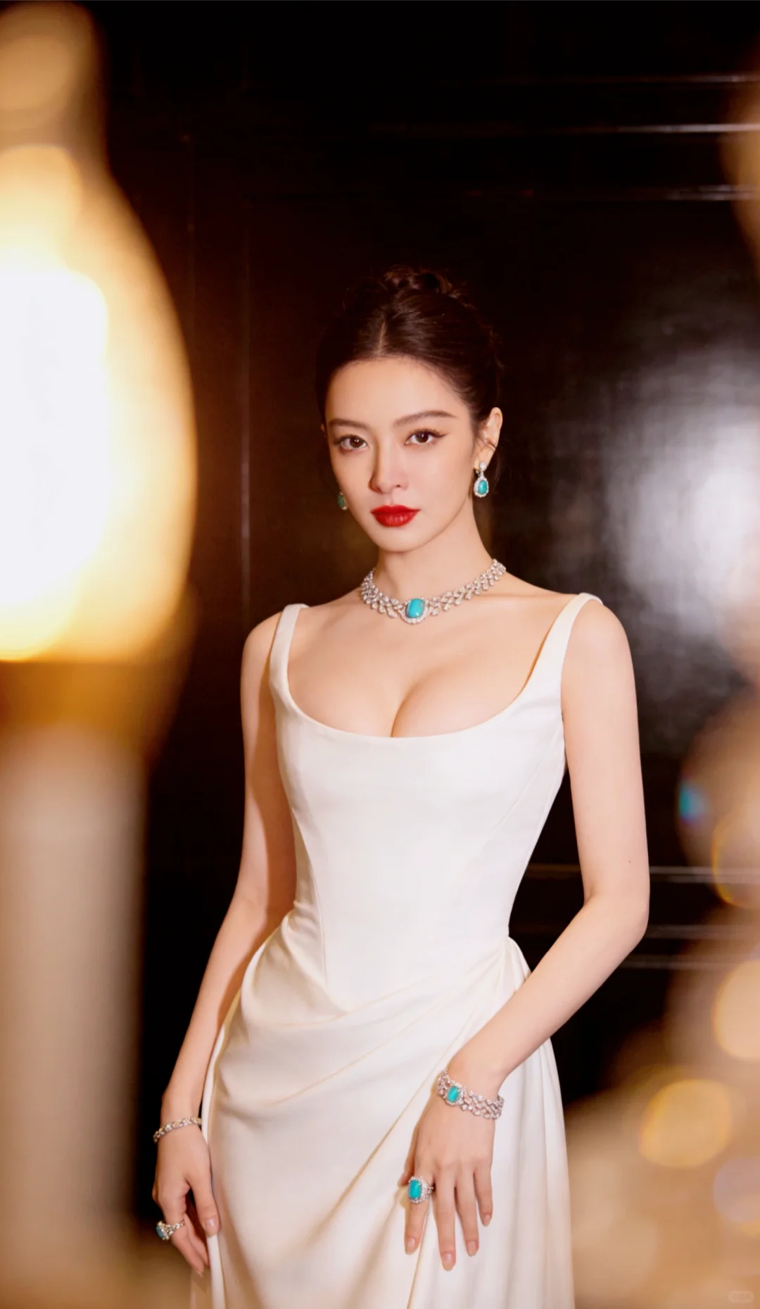 这一刻，属于珠宝的优雅时刻👑