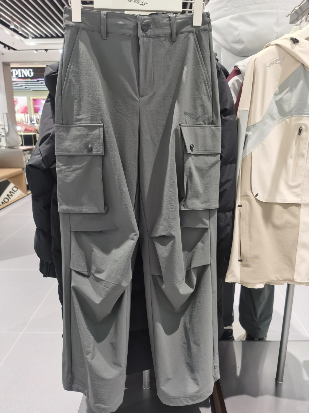 索康尼女款今日搭配