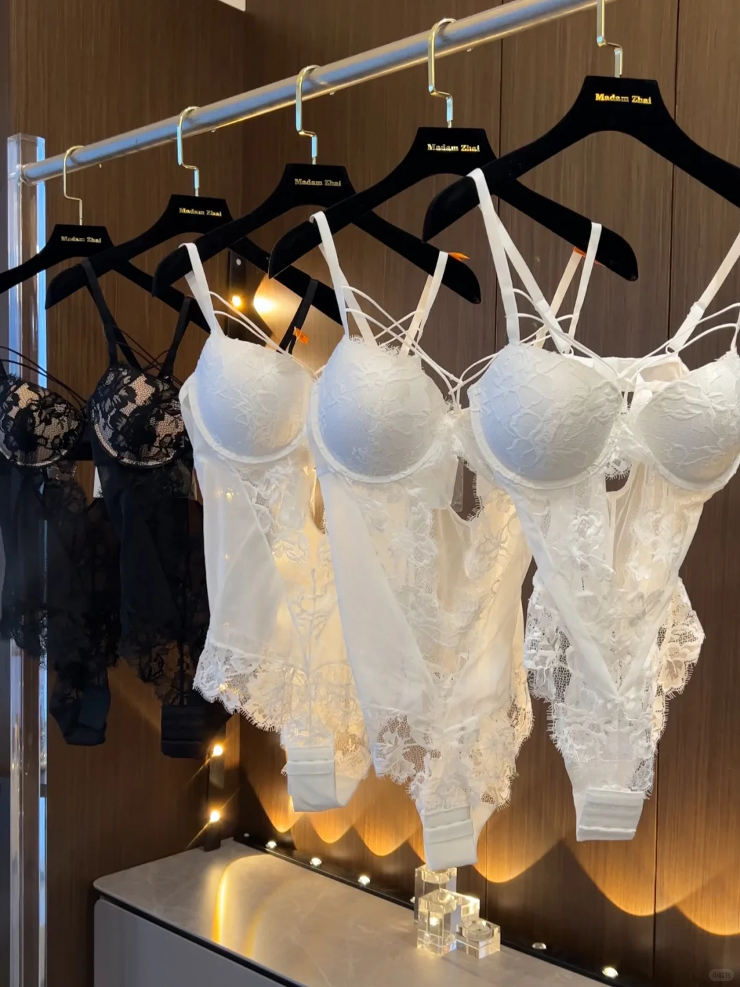 “隐于内，情于外”