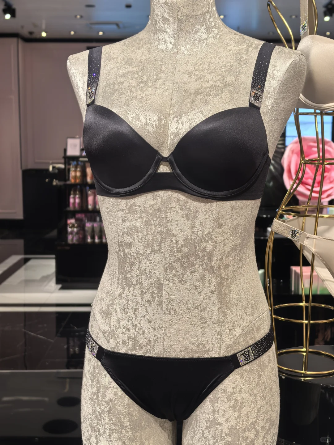 超美闪钻肩带文胸