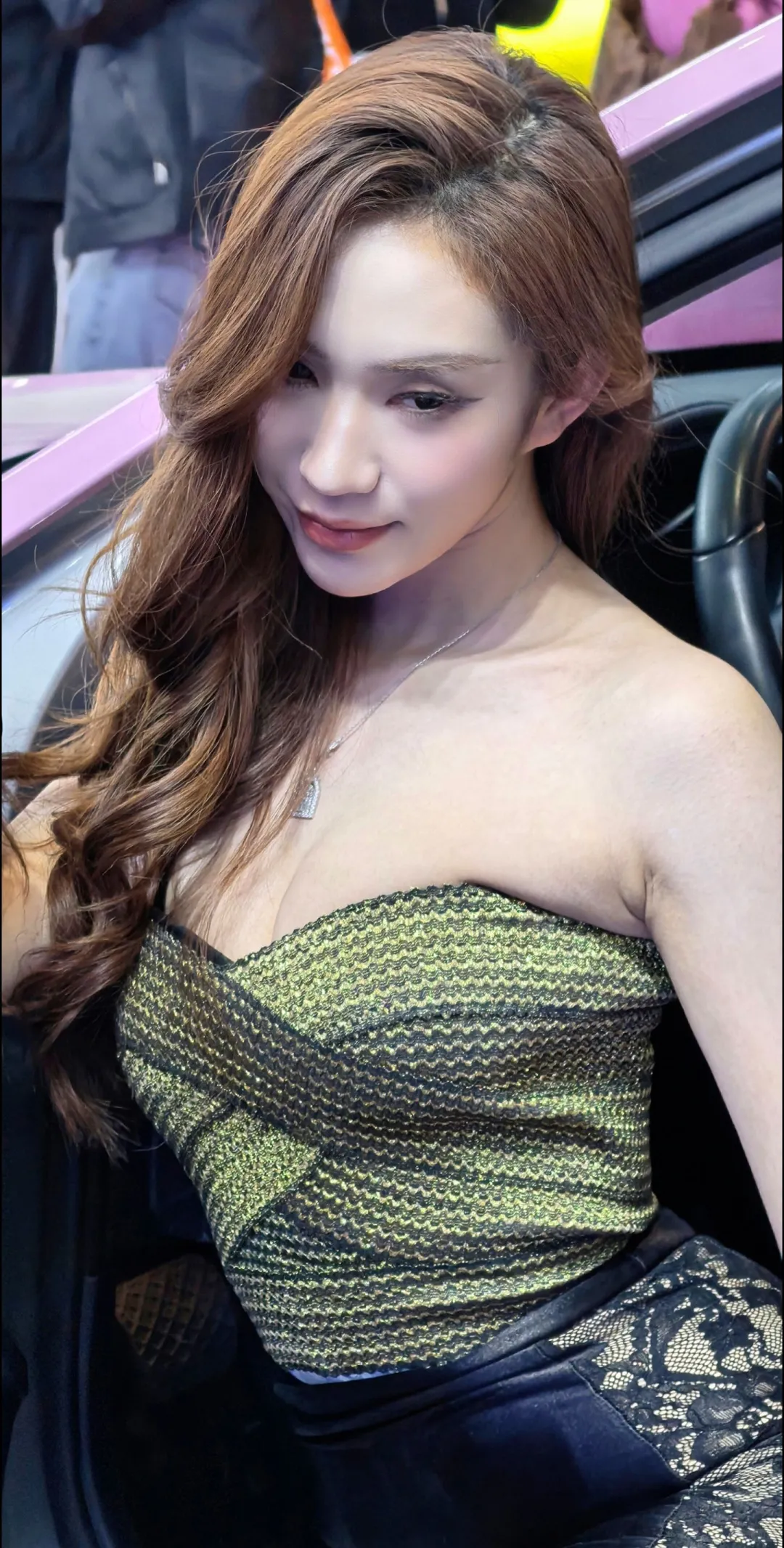 今日份壁纸/于欣儿.