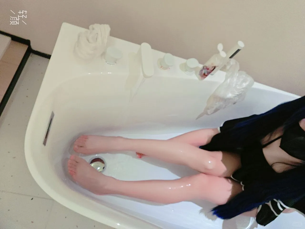 黑见芹香泳装大图喵！！！