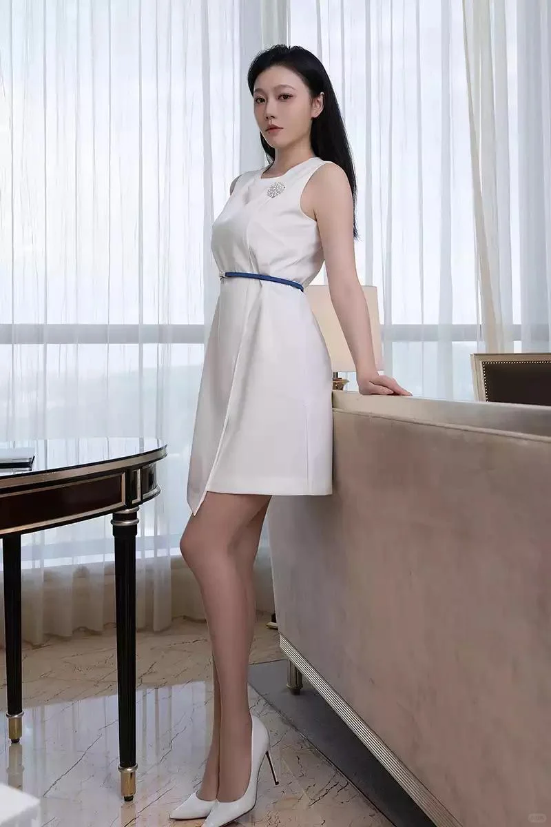 妩媚模特安然艺术美照真是让人心动