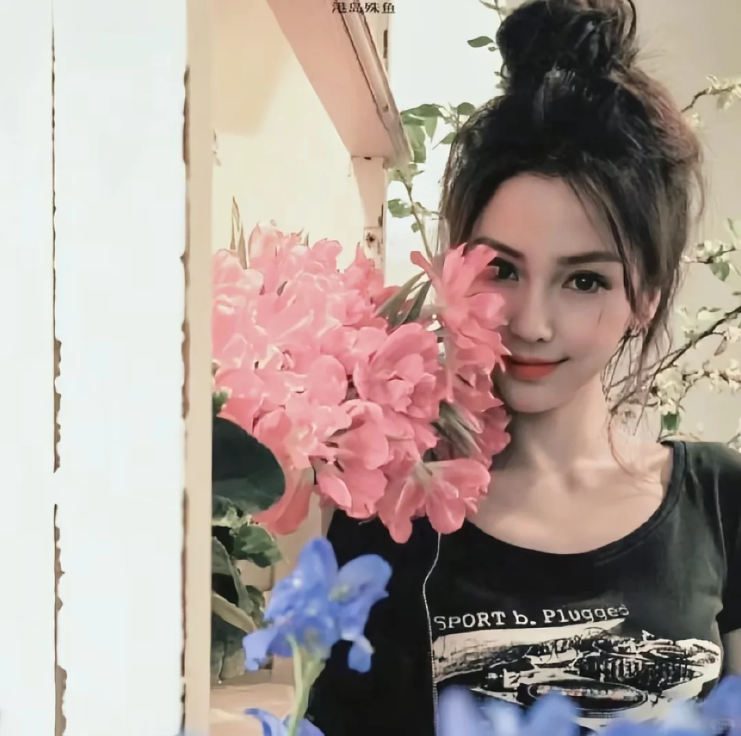 杨颖早期嫩模照封神！这才是天然混血神颜吧