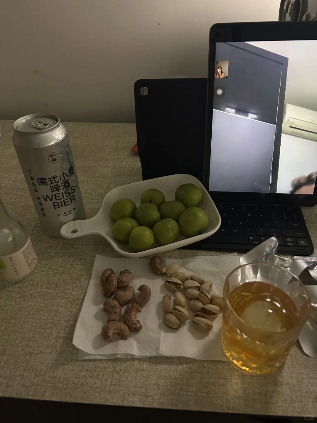 今年夏天的最后一波擦边照