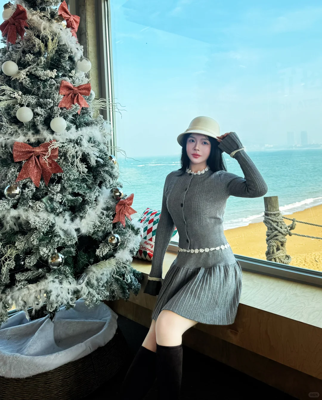 在海边拍到了圣诞树🎄