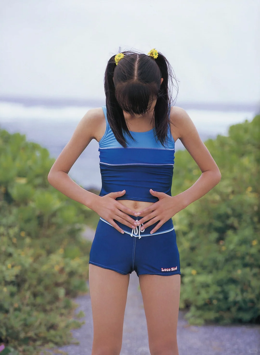 户田惠梨香写真集「はじめて君と出会った夏休み」