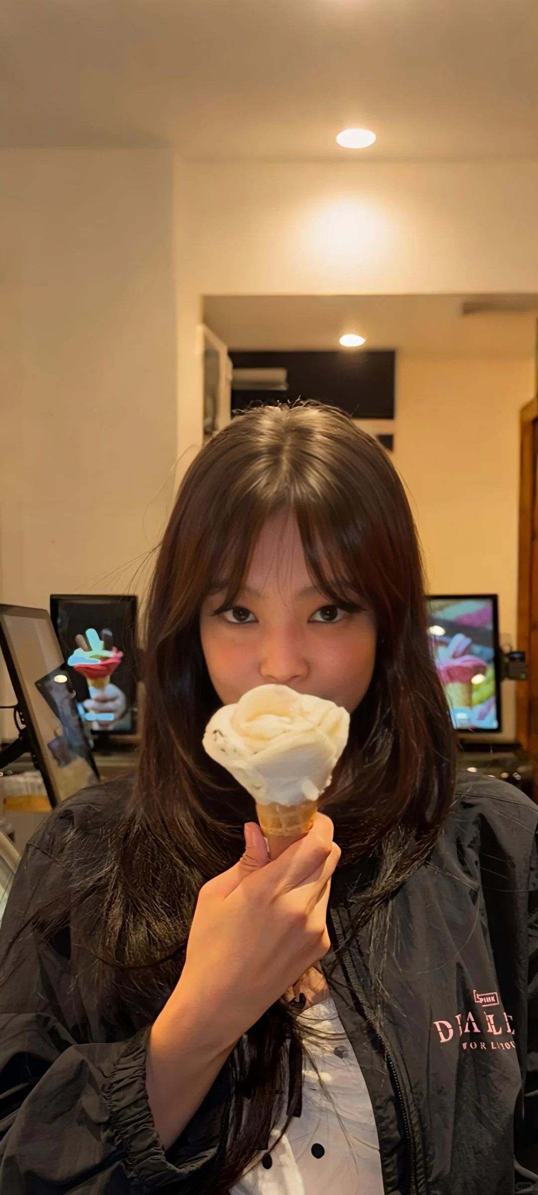 jennie 壁纸 5️⃣