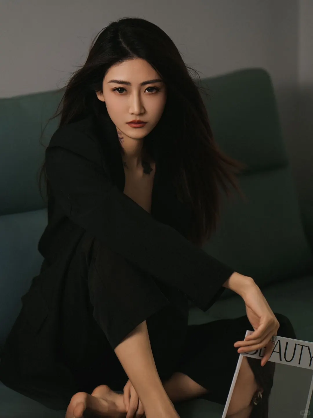 御姐平面模特，很性感太欲了