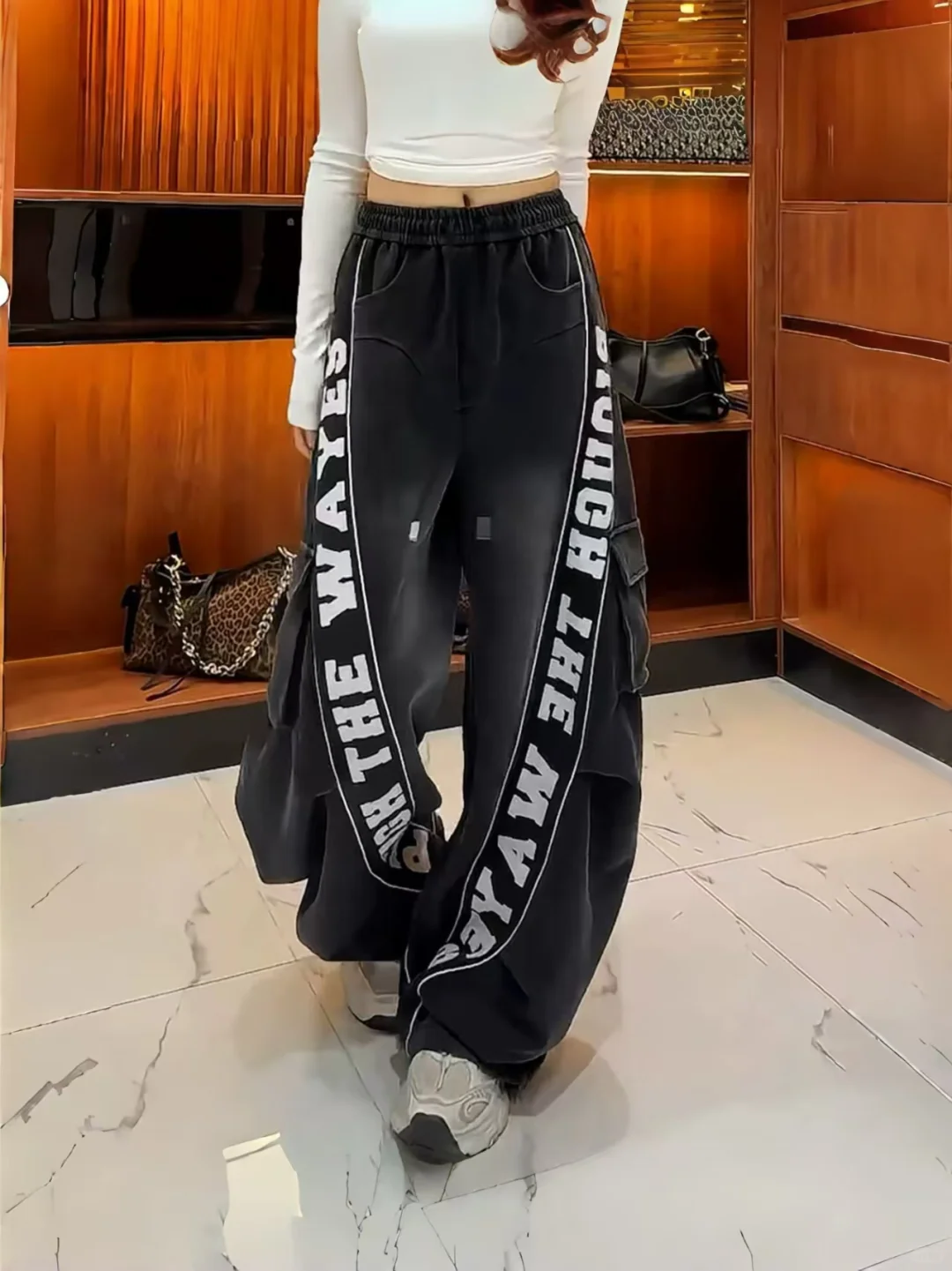 柠可广州沙河金马平价潮牌辣妹风女装档口