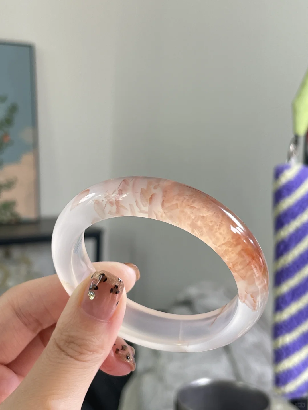 玻璃底半壁娇艳粉