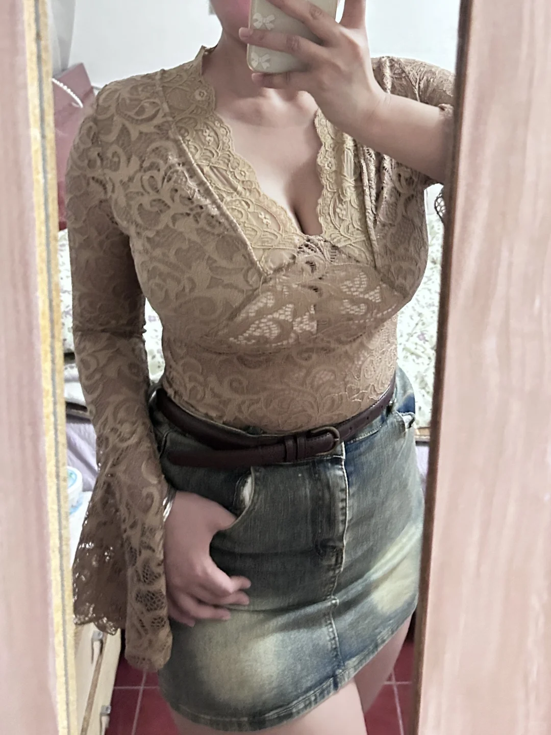 158/130 微胖女孩的大地色蕾丝上衣🥜