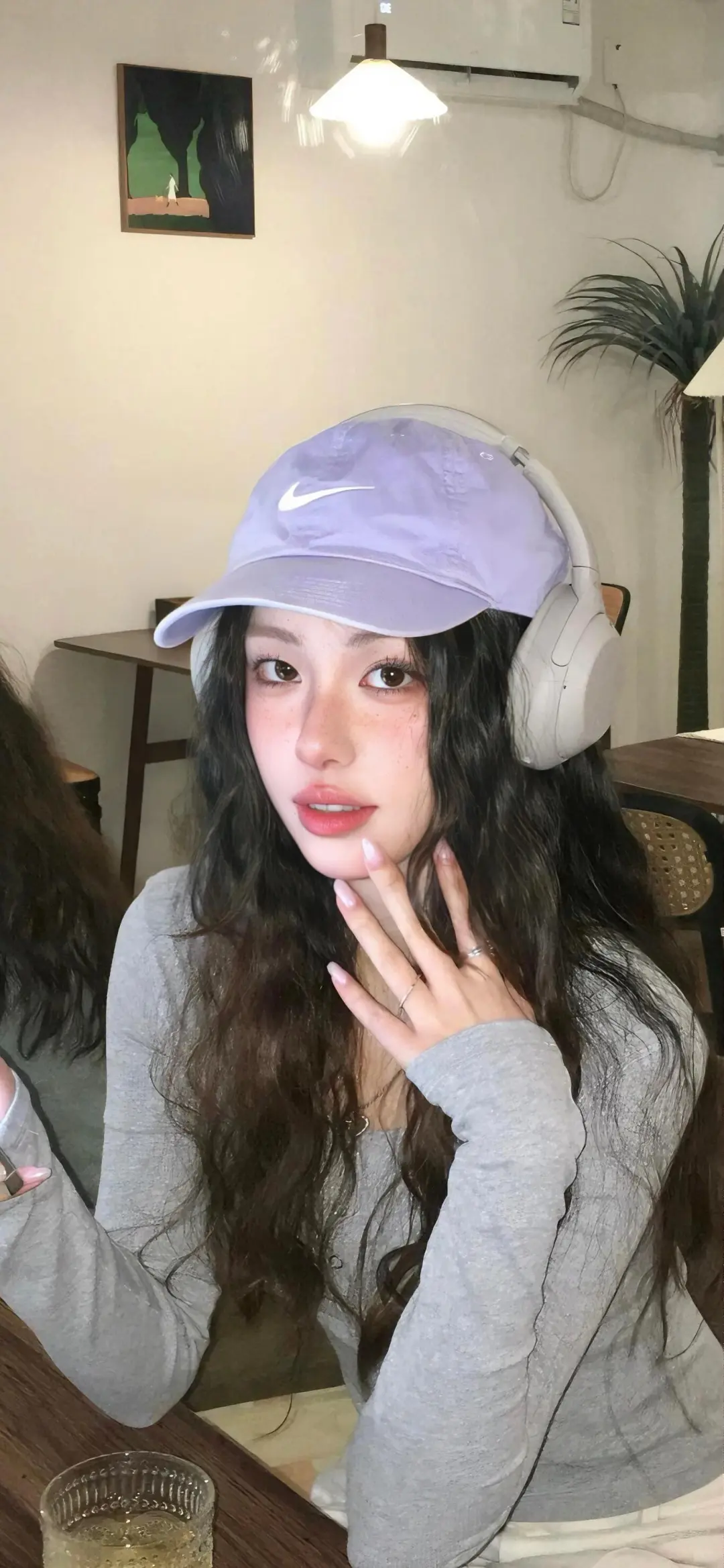 Share|氛围感美女壁纸