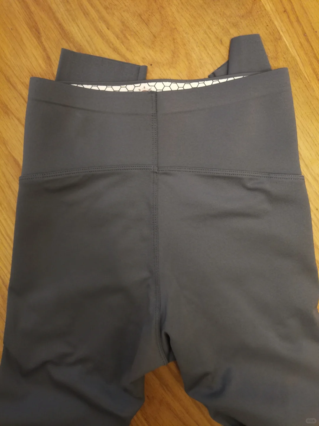 🆘这个季节穿鲨鱼裤出门太舒服啦…🔗