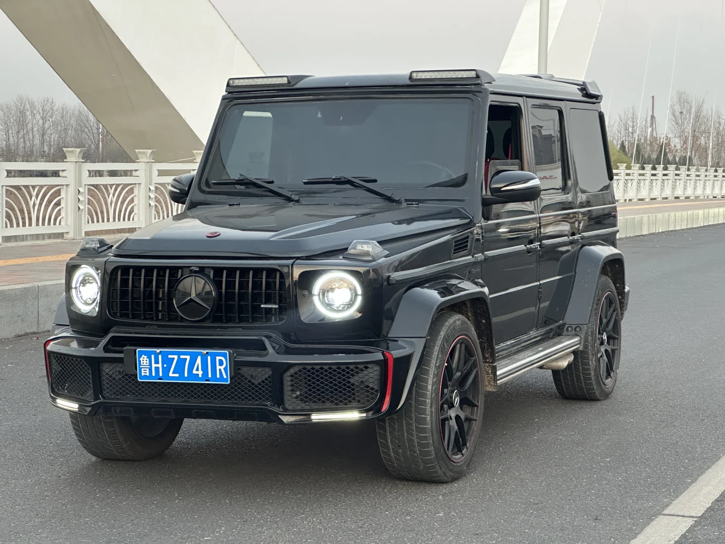 山是山河是河，大G必须拉嫩模