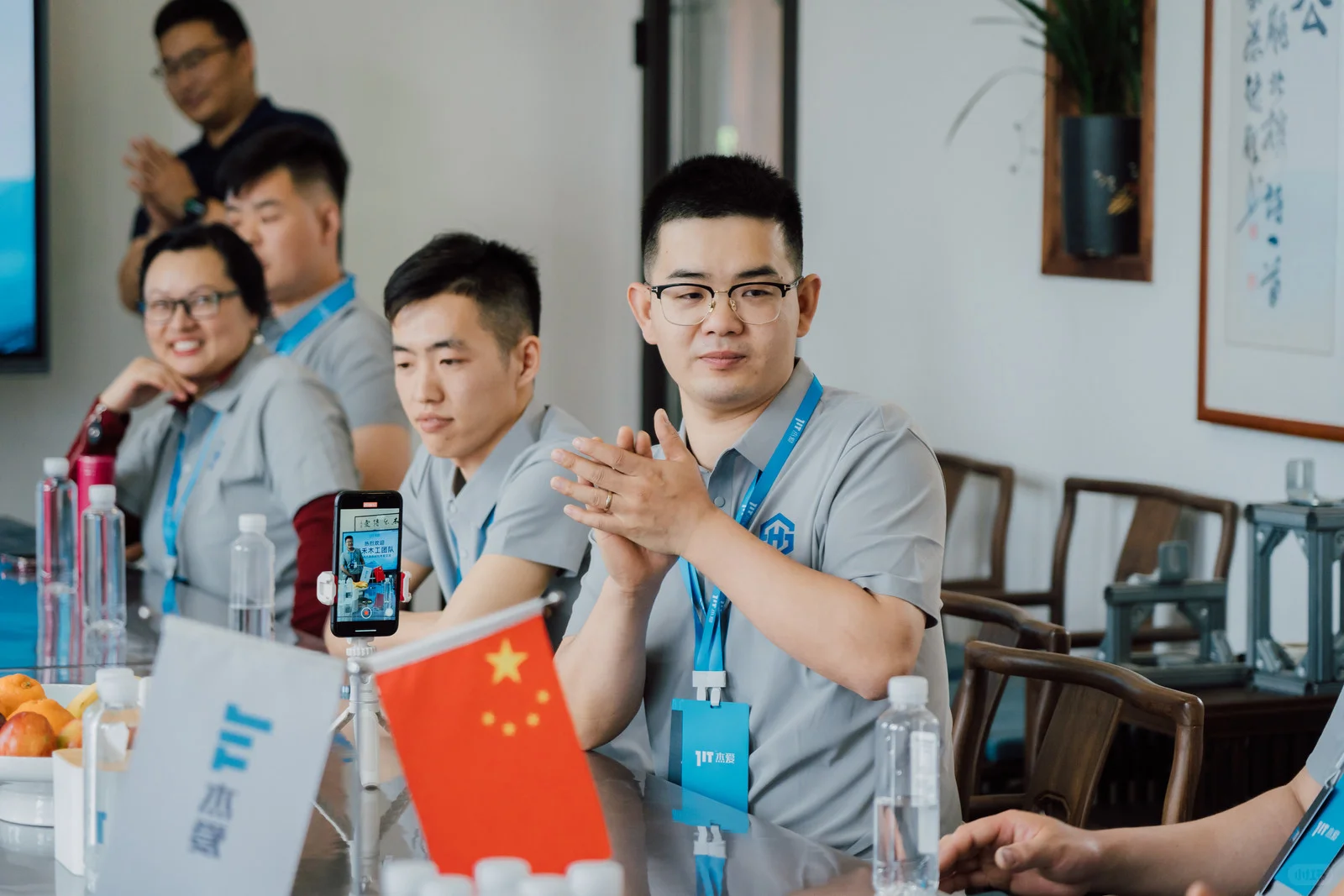 路虽远行则将至，事虽难做则必成