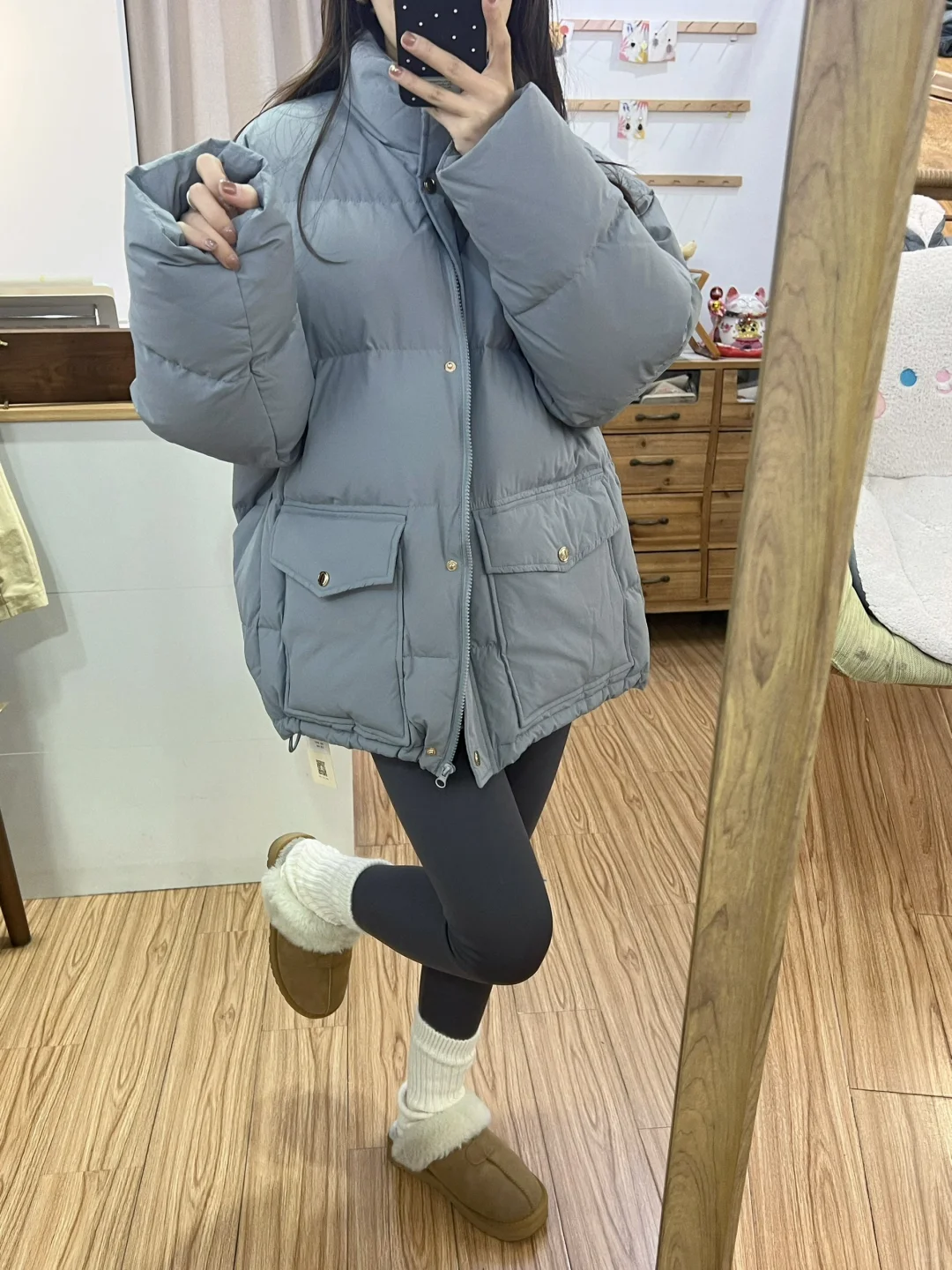 简单穿搭羽绒服配瑜伽裤