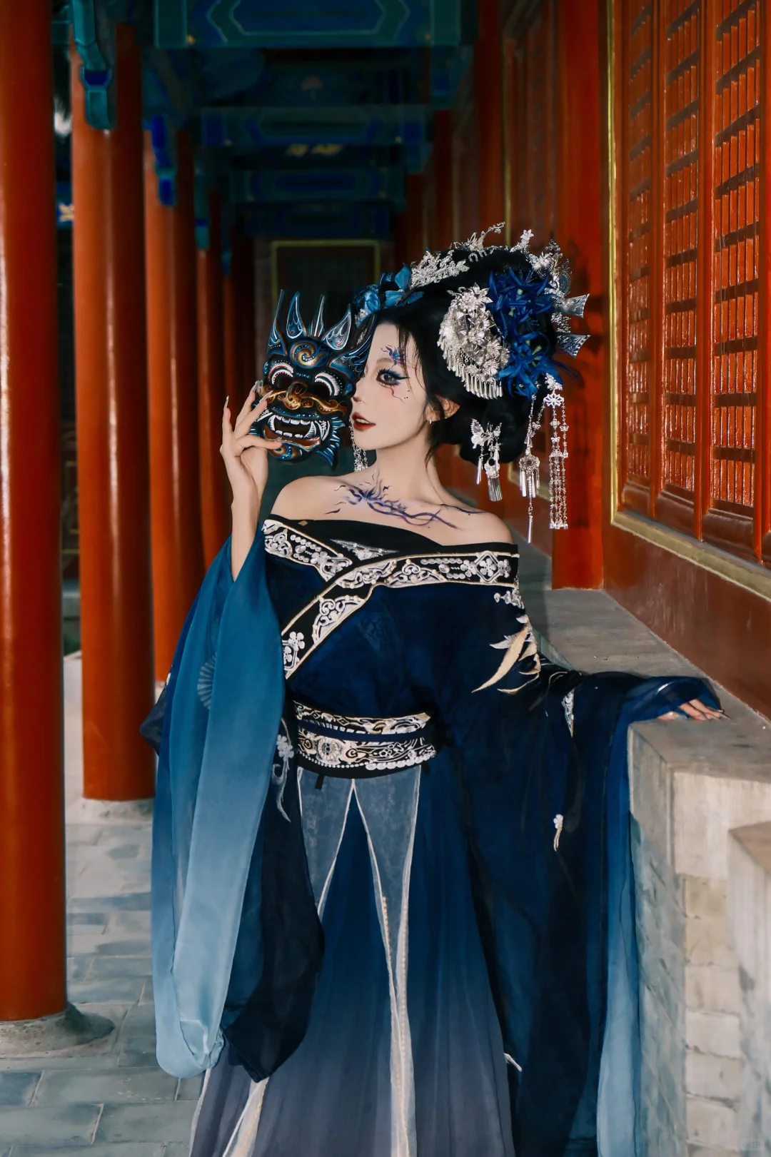 苗疆蛊女🕷“误入媚眼 难逃蛊术”｜济南妆造