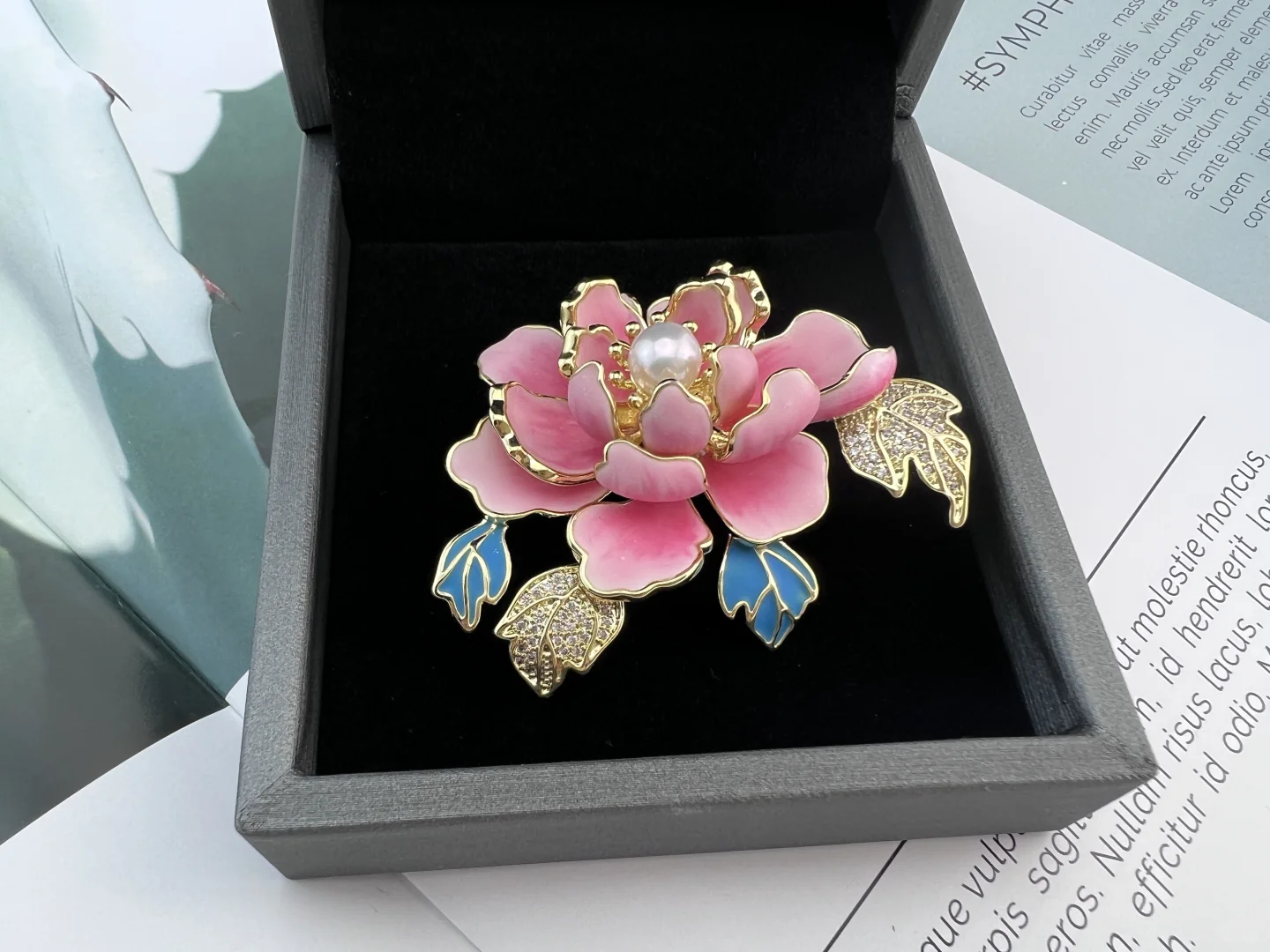 娇艳欲滴的国花