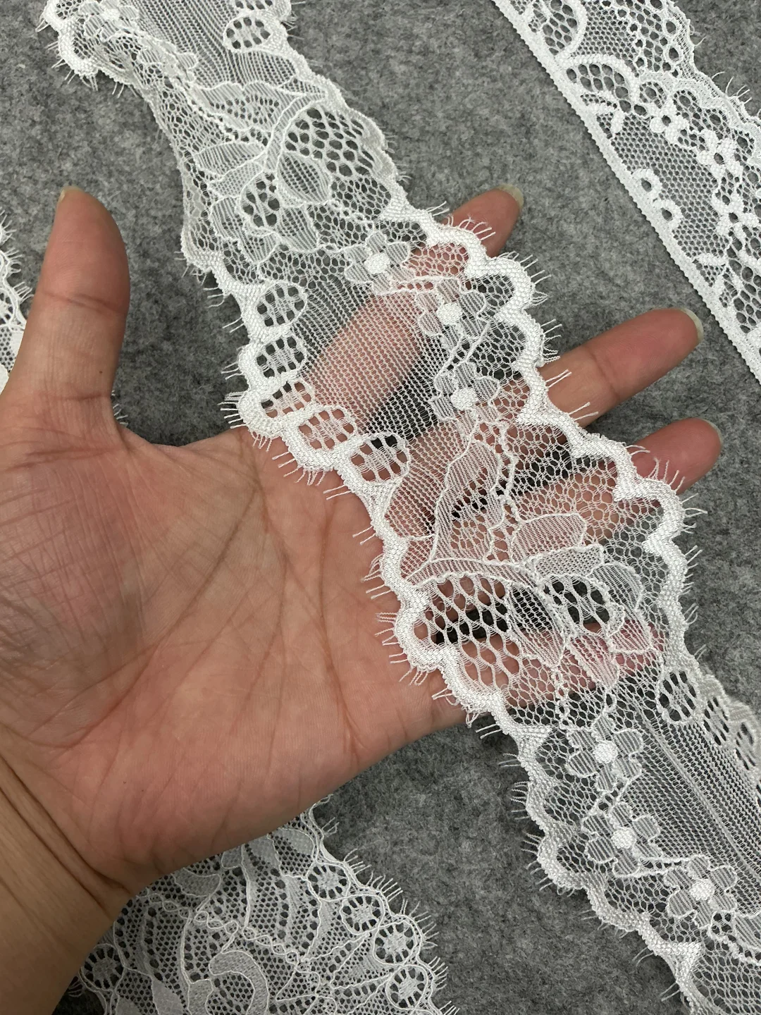 弹力睫毛蕾丝花边～软软的