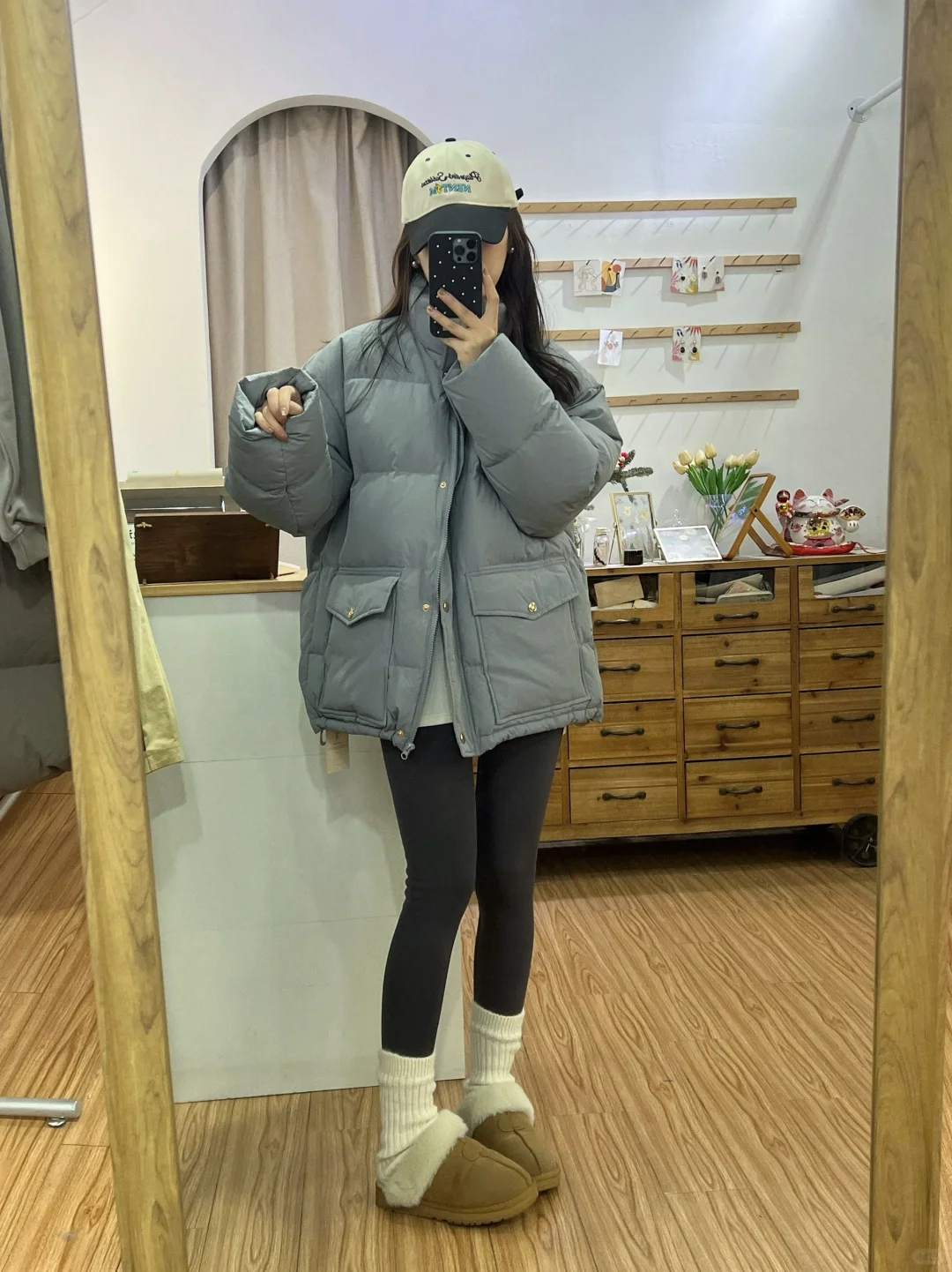 简单穿搭羽绒服配瑜伽裤