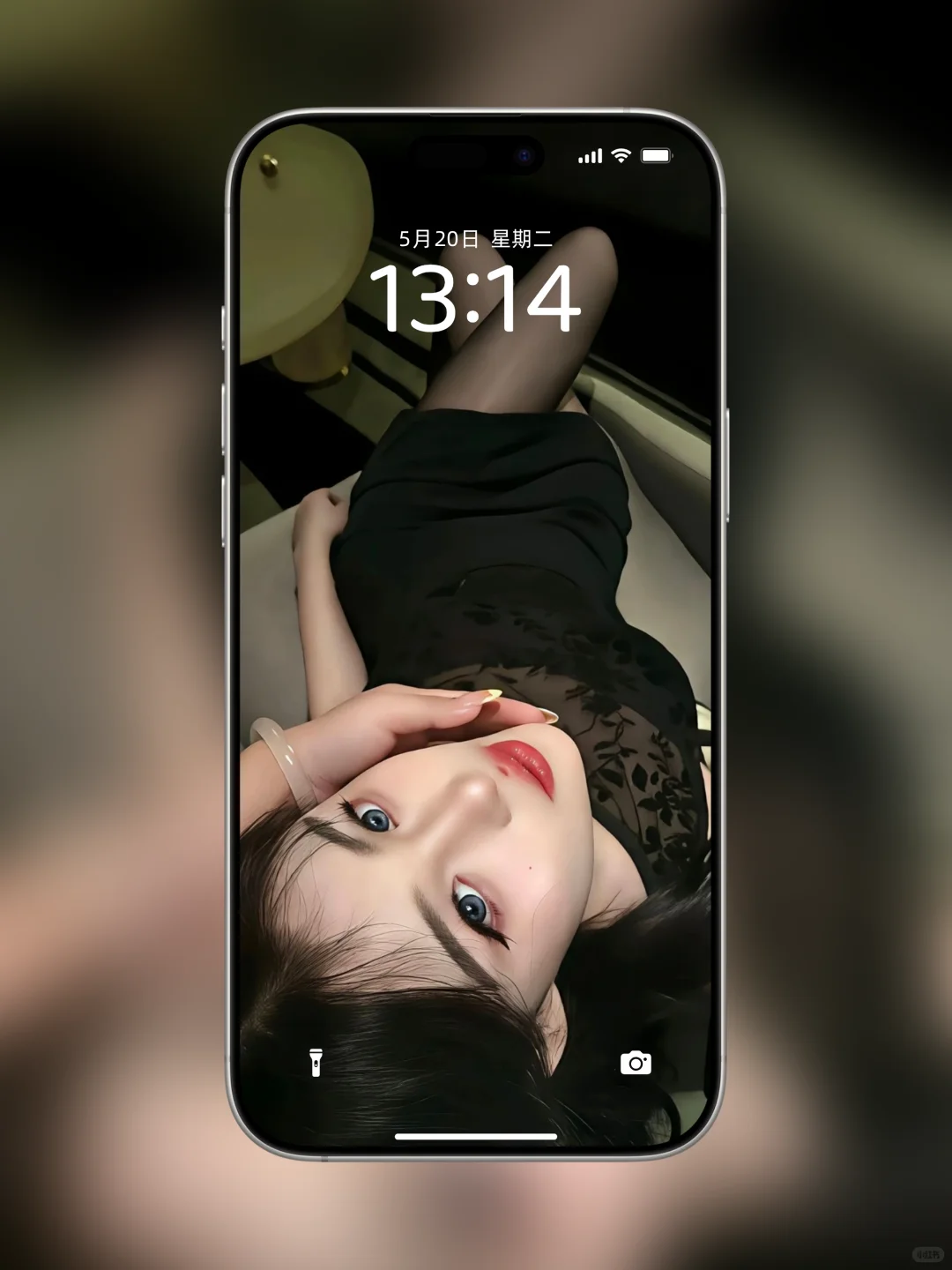 Share8|氛围感辣妹壁纸