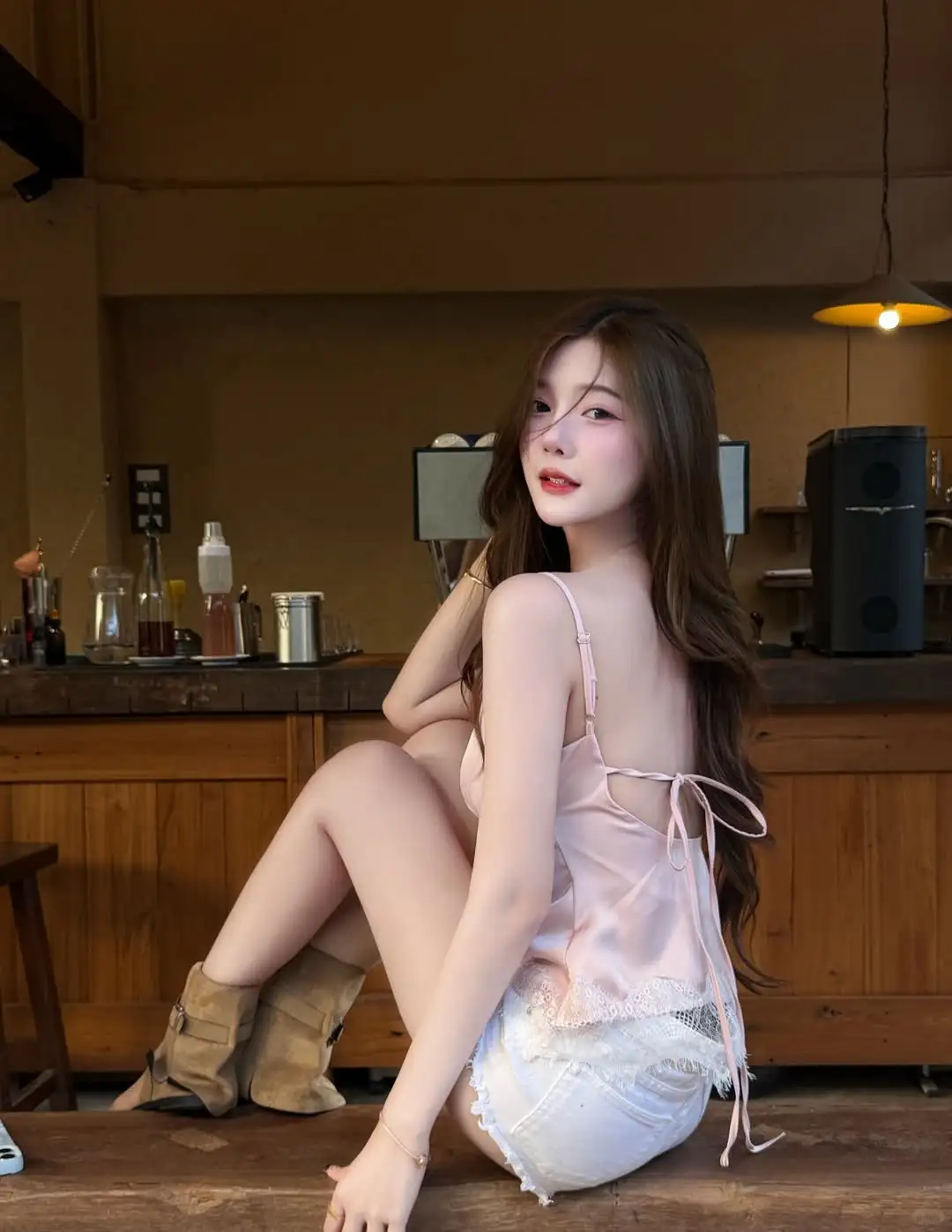 🫣这也太会了！超大胆的OOTD穿搭拆解画报✨