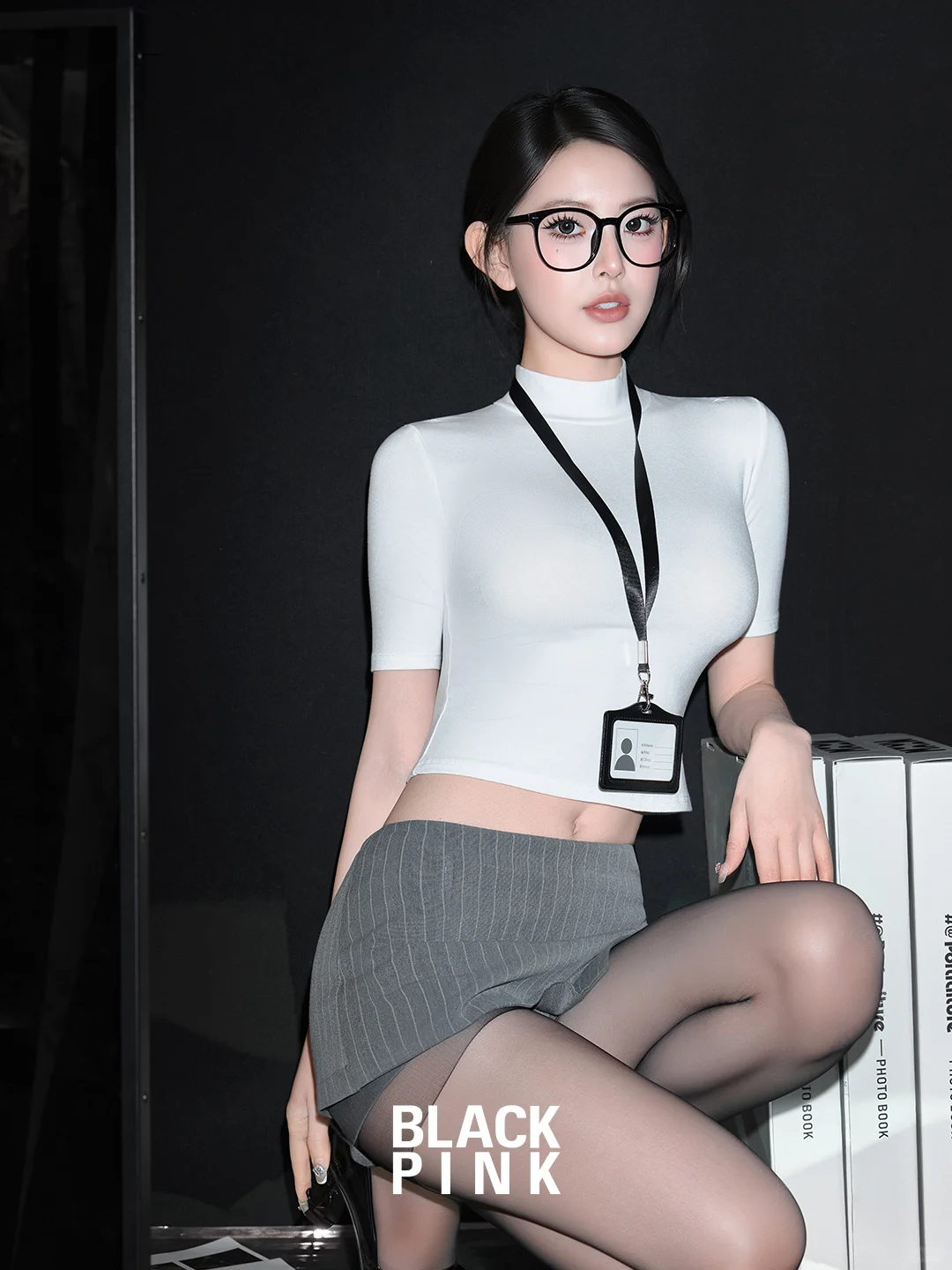 纯欲肖像里💄青丝缠颈，软眸浸甜藏飒