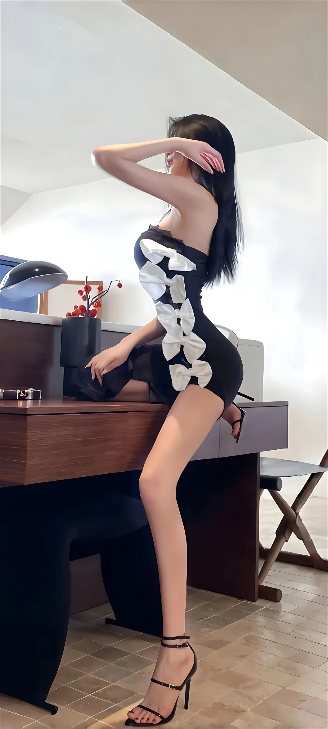 焊在屏幕上！被问爆 800次的 2025 美女壁纸