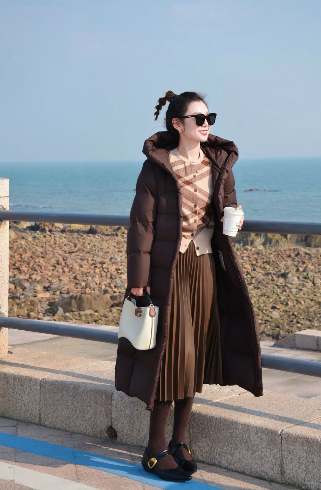 冬日海边|蓝色棕色好配啊