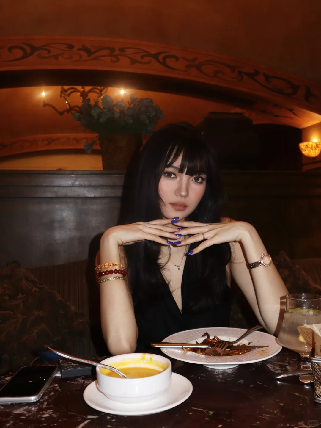 也没告诉我御姐能齐刘海啊